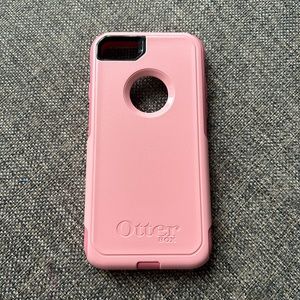 OtterBox Commuter case for iPhone 8, iPhone 7, iPhone SE. Pink.